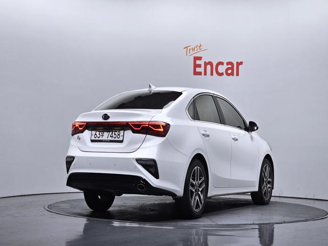 e4017a7f9704e238a94aba1ea561eb8a.jpeg