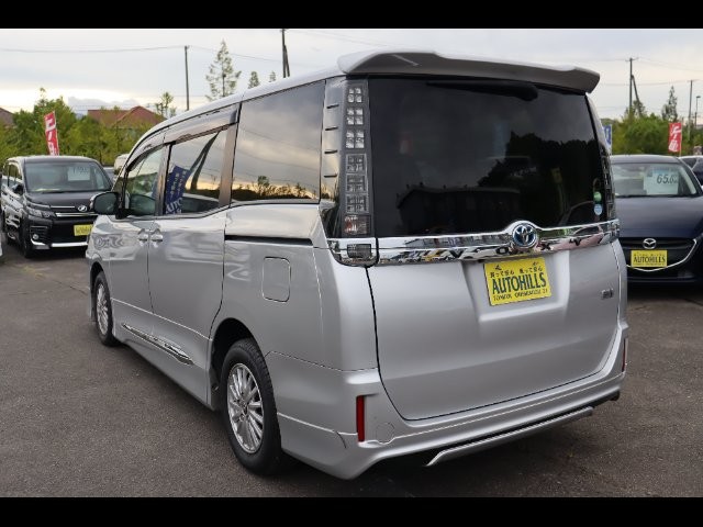 bdb581cc2933efbf49c9250bb5b4c9b8.jpg