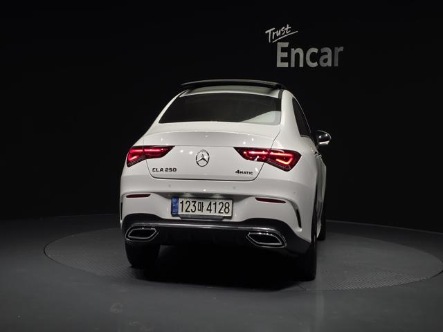 550e10dcbdacef399190d7c3f41e5edc.jpeg