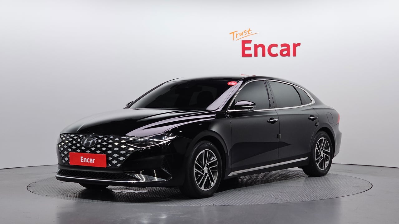 2022 Hyundai Grandeur, photo 1 of 1