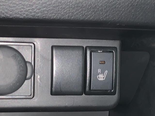 1001849A30260925W00410.jpg