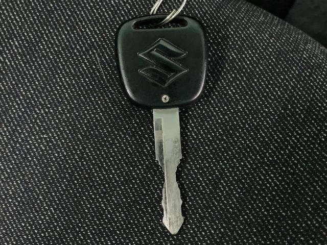 1001849A30260925W00411.jpg