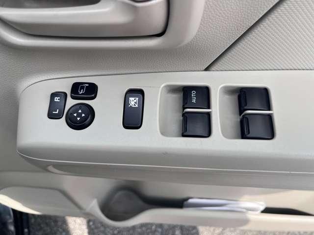 0803464A30260319W00415.jpg