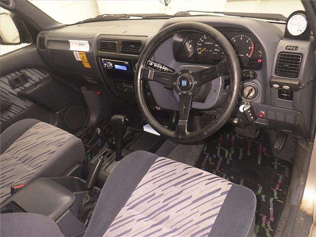 be2d74a196cac768ce9735a76bc4eb14.jpg
