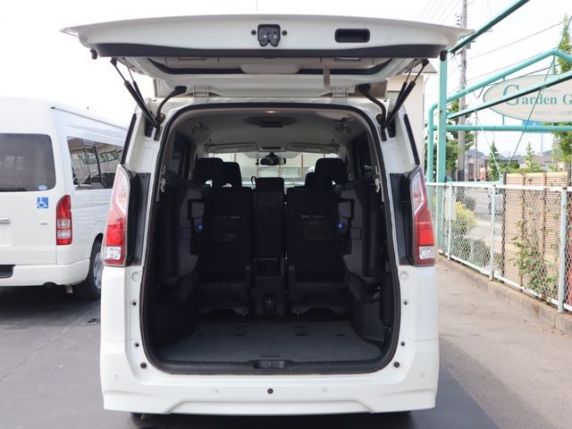 35d354e1bf02fb522dd85642de40c124.jpg