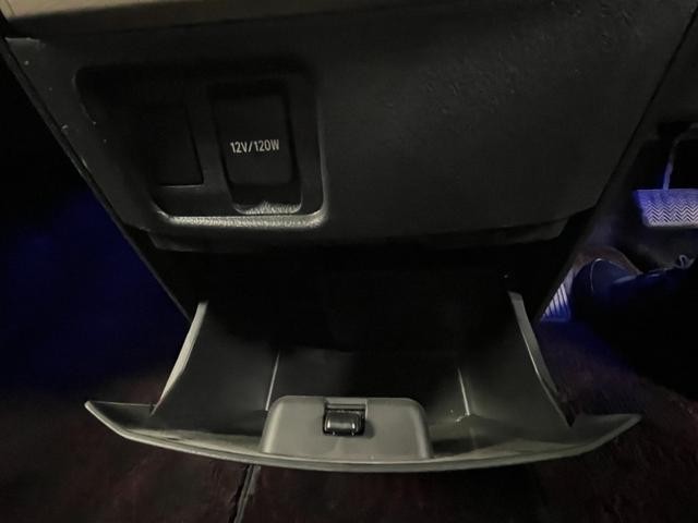 0402845A20260728L00519.jpg