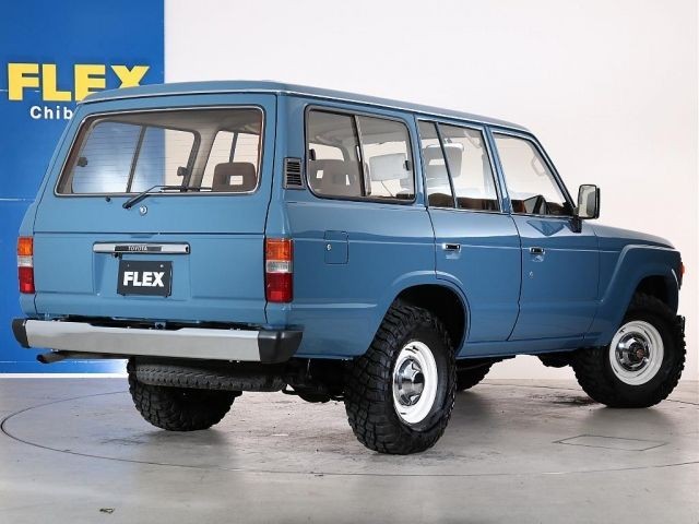 61dec959a4cce86b1f4e5e44f8fc5127.jpg