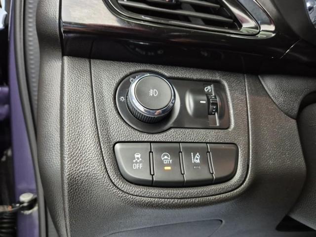 5101501644R18.jpg