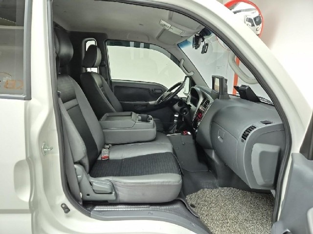 5101001984R18.jpg