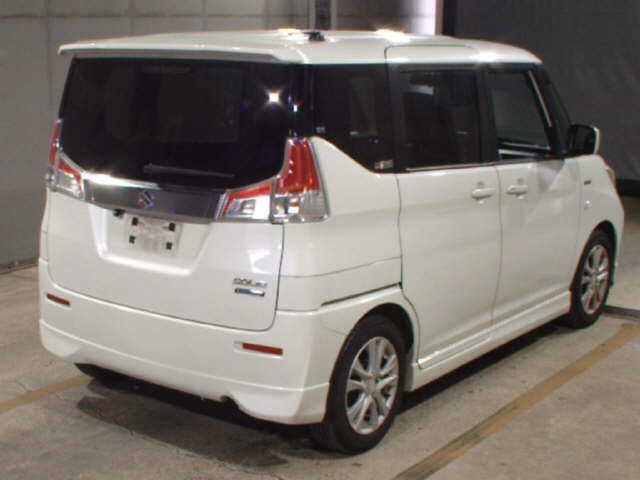 8646ce1413ef2fcfbff13ec5e48ef9b6.jpg