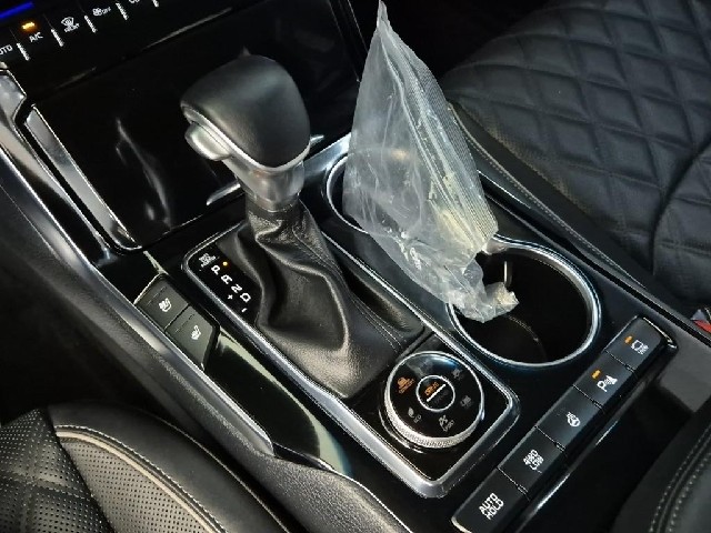 6051500863R8.jpg