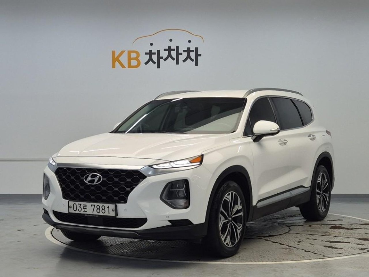 2019 Hyundai Santa, photo 1 of 1