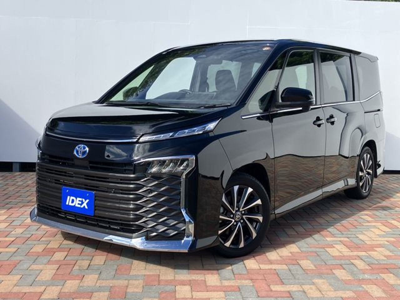 2025 Toyota Voxy, photo 1 of 1