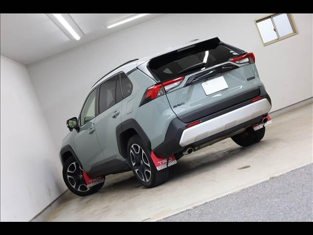 a4130e81876ac50c8a3955dd58fa57d5.jpg