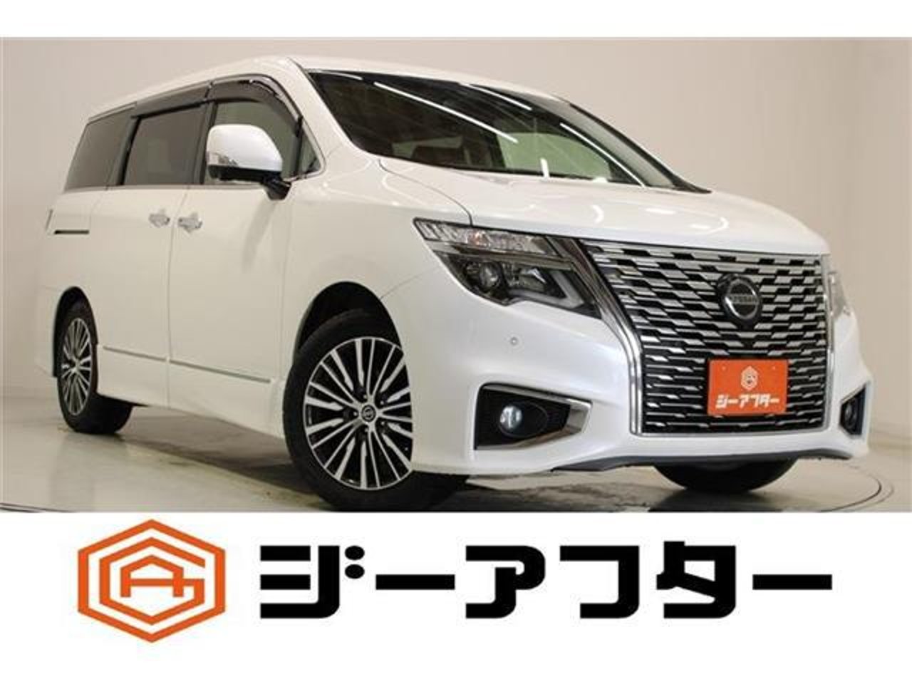 2022 Nissan Elgrand 250 HS Premium for sale in Kenya