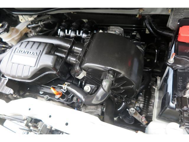0550936A30251026W00103.jpg