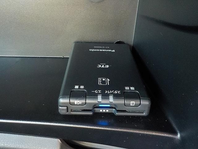 0601818A30261022W00316.jpg