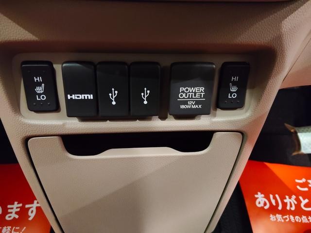 0310143A30260928W00217.jpg