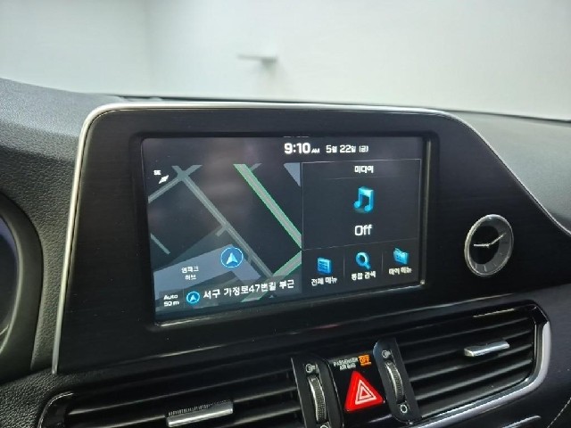6051500818R13.jpg