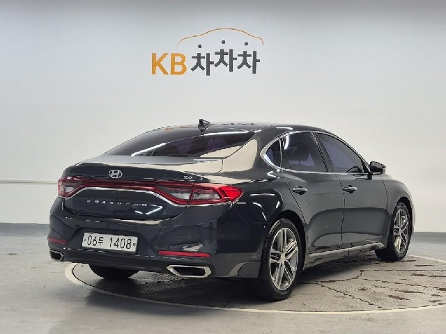 6051500818R3.jpg