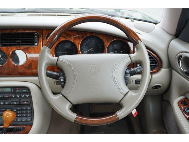 41820027f6b8937b613b83b5fa471b94.jpg