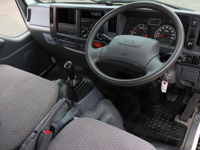 52ada55a836eba43574b60f30b7dff13.jpg