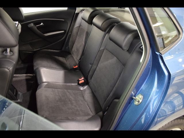 92fdbe86f185bf20250d36e7fa6876d2.jpg