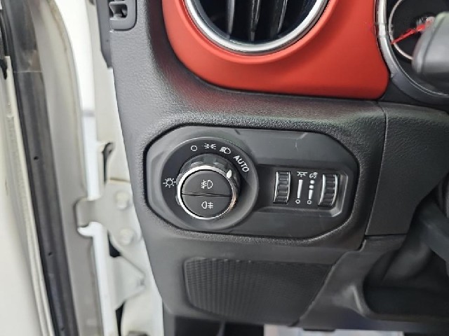 eff0914f9951a2936b451bac16301697.jpeg
