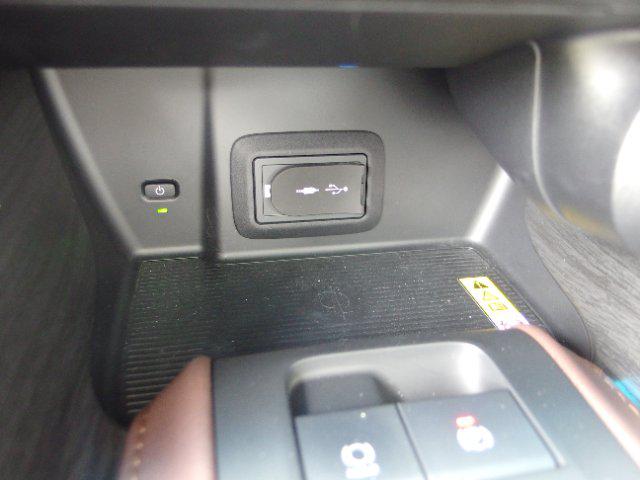 b99e2f79a3d011b94df22e5cdcdaec04.jpg