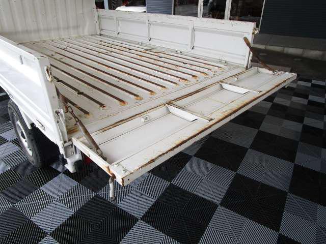 504be11350ec5d40f3893083e9a13180.jpg