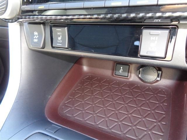 94fd7415dee99957073bcb8b4d8469ec.jpg