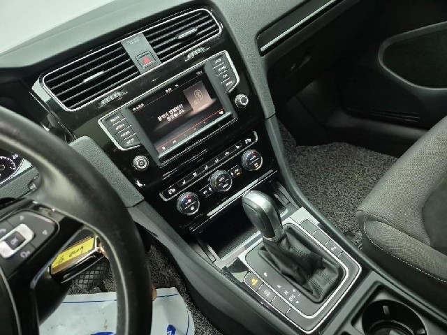5111001980R10.jpg