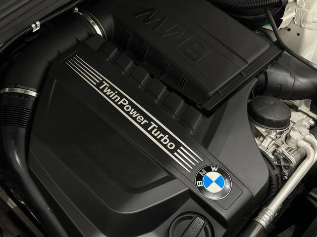 9570013A30260615W00618.jpg