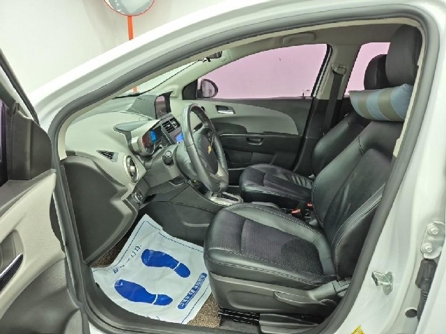 6061501787R11.jpg