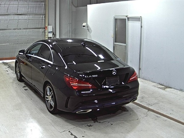 eb6c2a287fca70f8535ba8ba93517381.jpg