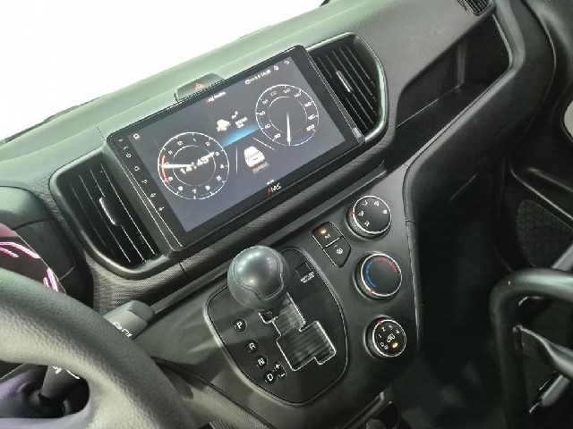 6051001526R10.jpg