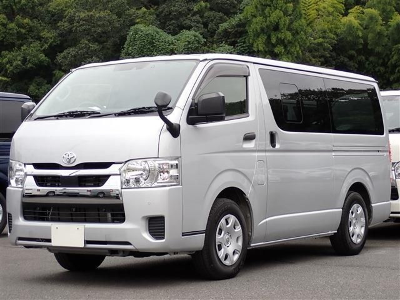 2022 Toyota Hiace, photo 1 of 1