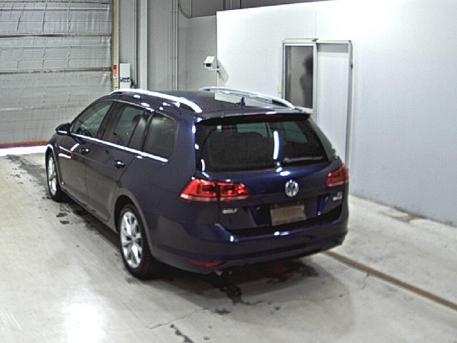 45af1fd570f2cc5c9d65fb81bb4dd927.jpg