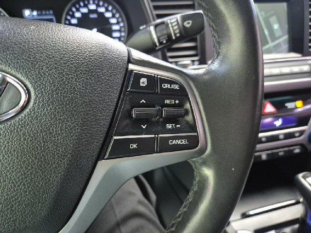 6051500352R16.jpg