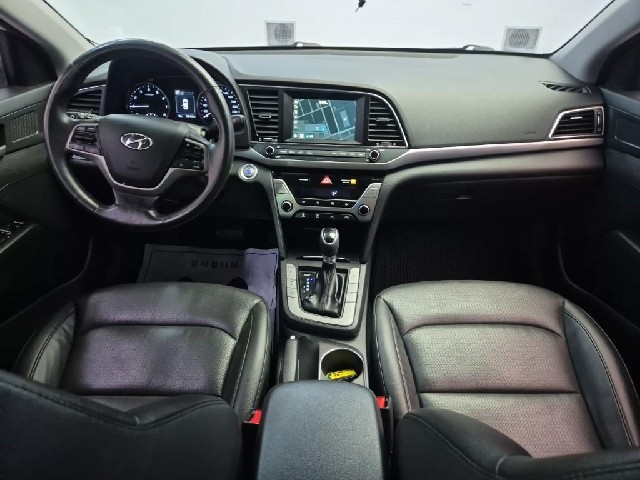 6051500352R7.jpg