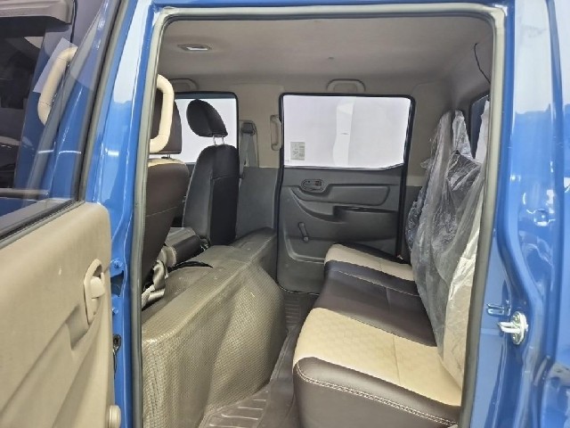 6051500652R11.jpg
