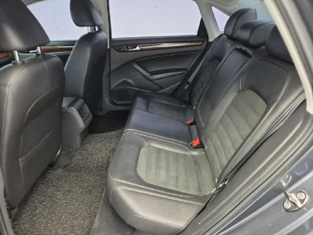 6071500429R12.jpg