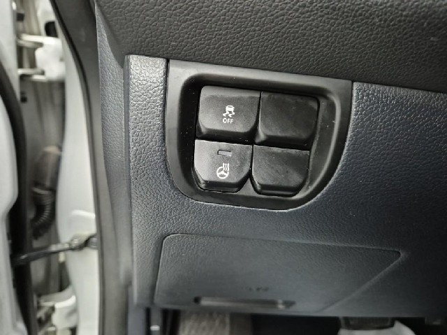 5121000667R16.jpg