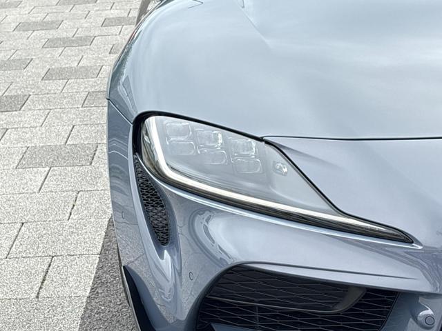 17b12c1e35ef534a8618ecbb9b434ae0.jpg