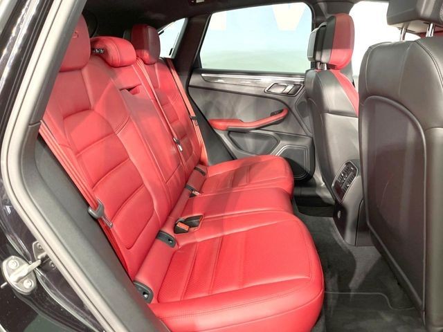 d3f842c7a83d50db64e753661754b59c.jpg