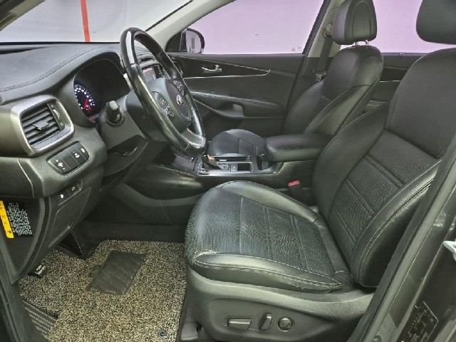 5121000185R11.jpg