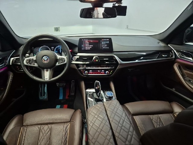 5111501978R7.jpg