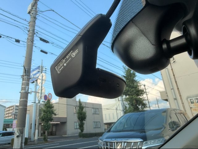 b8a3f89942086ec15a3dcd0ec659bd72.jpg
