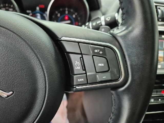 6051001821R16.jpg