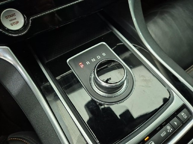 6051001821R8.jpg